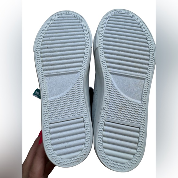 Kids- Youth Girls- Perforated Sneaker Shoes with Rhinestone Grommets- Sz- 11&1 - Picture 9 of 11